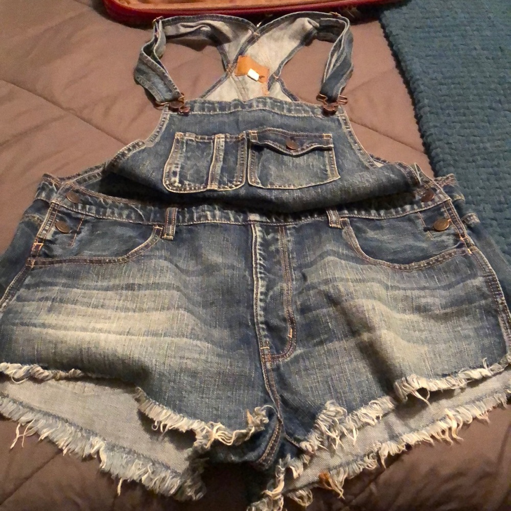 Overall short